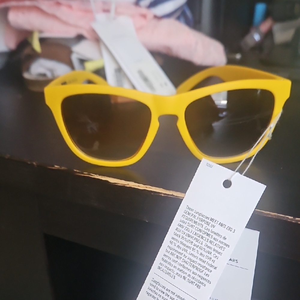 Yellow‎ Sunglasses